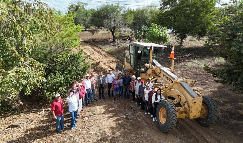 Rehabilitación de las calles en el Ejido, La Gloria.