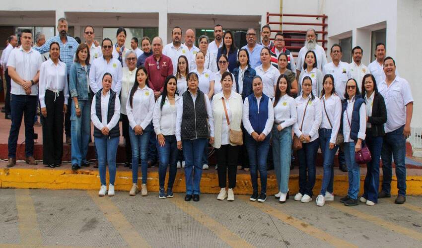 Conmemoramos el CVIII aniversario de nuestra Constitución