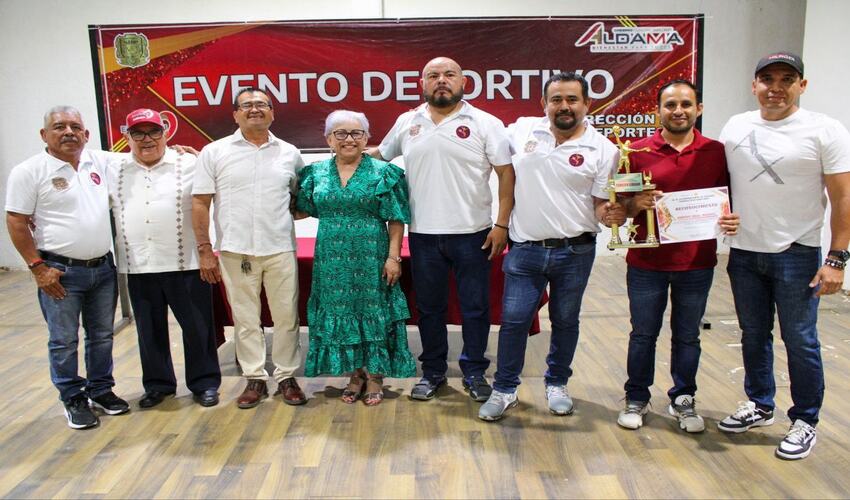 Finaliza el torneo de la Liga Municipal de Basquetbol varonil y femenil, categoría libre