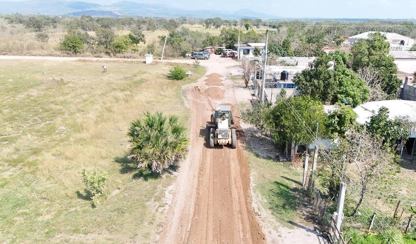 Gobierno Municipal refuerza acciones de rehabilitación y bacheo en colonias de Aldama